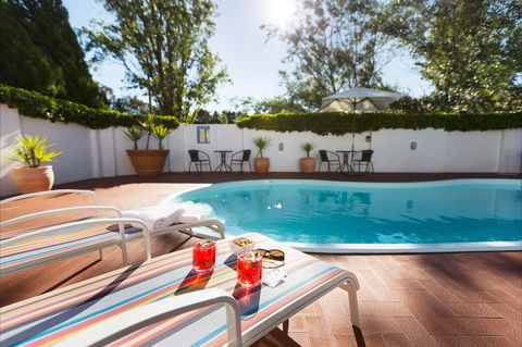Ramada By Wyndham Diplomat Canberra - Accommodation Fremantle 1