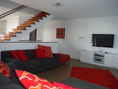Relax At Tipara - Accommodation Fremantle 1