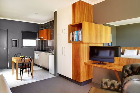 Riverview Hotel - Accommodation Fremantle 1