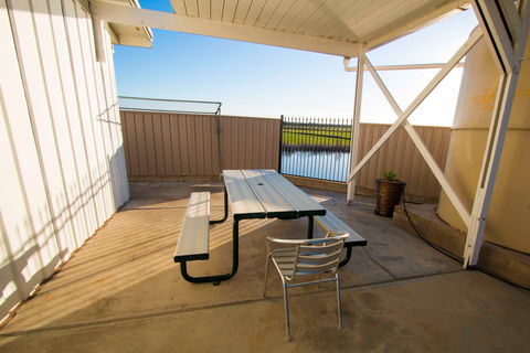 River View Rest - Accommodation Fremantle 0