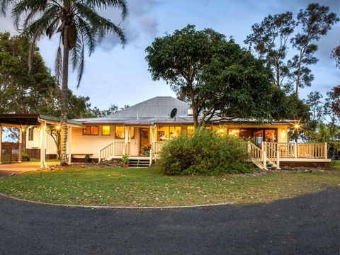 Riverside Holiday Retreat Yamba - Accommodation Fremantle 1