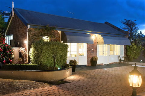 Rose Cottage - Accommodation Fremantle 0