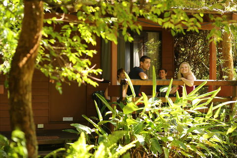 Samurai Beach Bungalows Port Stephens YHA - Accommodation Fremantle 2