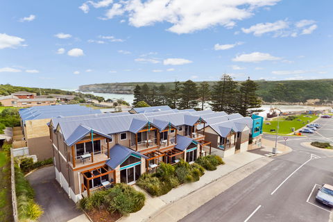 Sea Foam Villas - Accommodation Fremantle 0