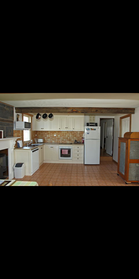 Stable Cottage - Accommodation Fremantle 2