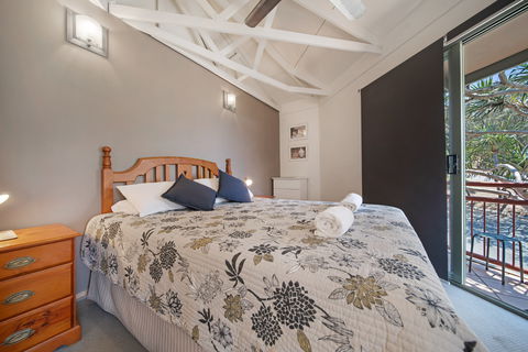 16 Point Lookout Beach Resort - Accommodation Fremantle 1