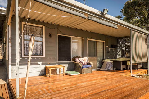 346 Cliff View Drive Wongulla  -River Shack Rentals - Accommodation Fremantle 1