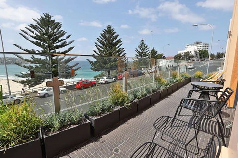 Bondi 38 Serviced Apartments - Accommodation Fremantle 0