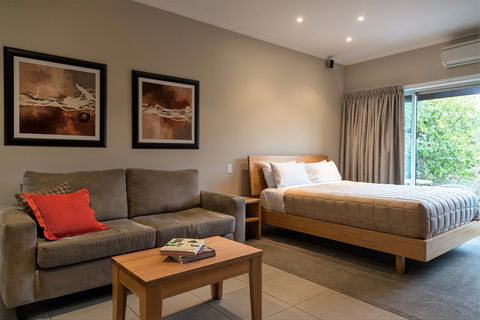 A MUSt @ Coonawarra - Accommodation Fremantle 2