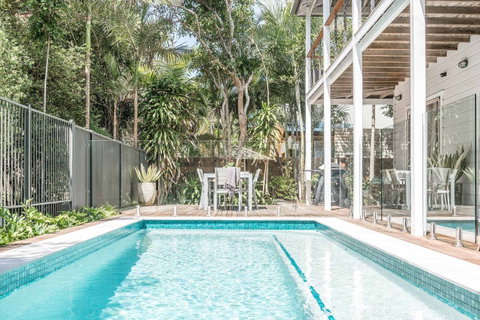 Beach Chalet - Accommodation Fremantle 0