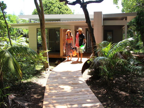 Bowker Beach House - Accommodation Fremantle 0