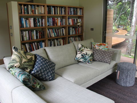 Bowker Beach House - Accommodation Fremantle 2