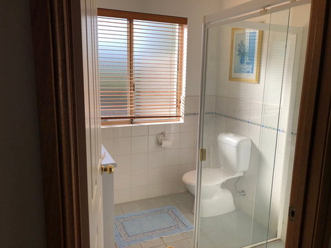 BYO Horse/Bike/Wine - Accommodation Fremantle 2