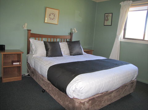 Engadine Cottage - Accommodation Fremantle 2
