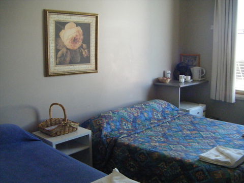 Imperial Hotel Cowra - Accommodation Fremantle 1