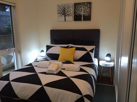 Lyreen's Apartment Bed And Breakfast - Accommodation Fremantle 2