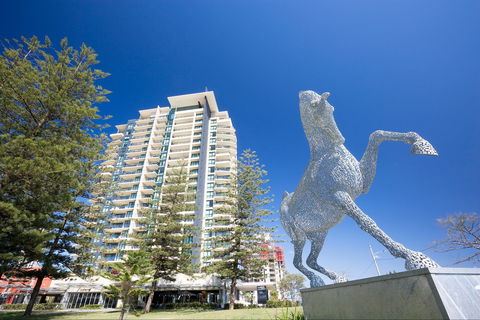 Mantra Broadbeach On The Park - Accommodation Fremantle 0