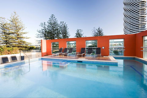 Mantra Broadbeach On The Park - Accommodation Fremantle 1