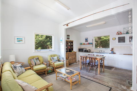 Retro Cottage - Accommodation Fremantle 2