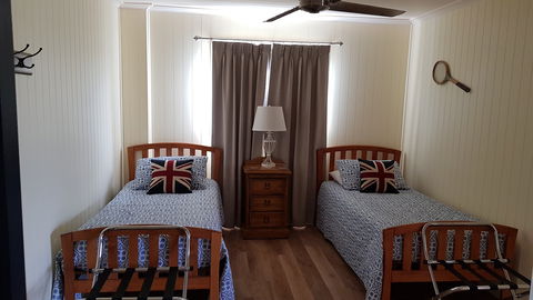 The Wattle Lodge - Accommodation Fremantle 2