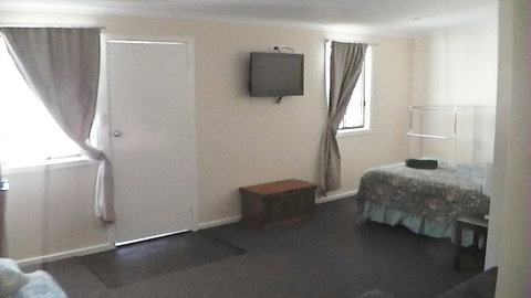 The Barwon Inn - Accommodation Fremantle 1