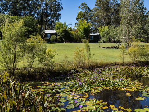 Tuckeroo Cottages And Gardens - Accommodation Fremantle 1