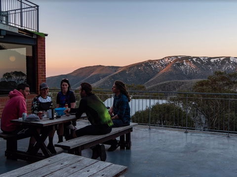 Viking Alpine Lodge - Accommodation Fremantle 1