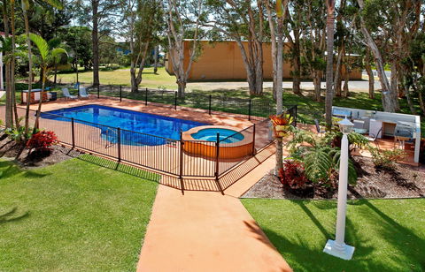 Yamba Aston Motel - Accommodation Fremantle 2