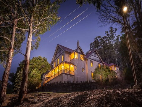 Yarrangobilly Caves House: Guest Rooms - Accommodation Fremantle 0