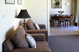Courtside Cottage Bed And Breakfast - Accommodation Fremantle 2