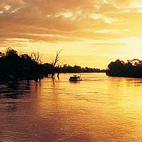 Matahari Houseboats - Accommodation Fremantle 4
