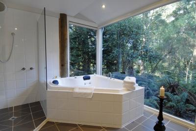 Arnica Views Luxury Retreat - Accommodation Fremantle 1