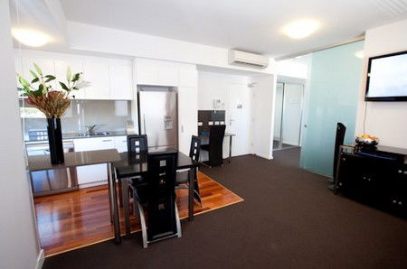 Honeysuckle Executive Apartments - Accommodation Fremantle 3