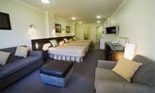 Quaife's - Accommodation Fremantle 3
