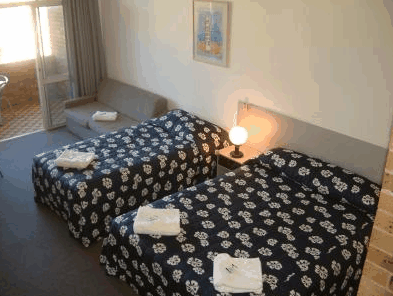 Next Seabreeze Beach Hotel - Accommodation Fremantle 0