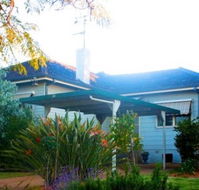 Straw Houses - Accommodation Fremantle