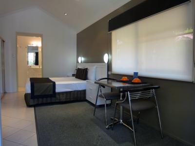 The Gateway Village Holiday Park - Accommodation Fremantle 6