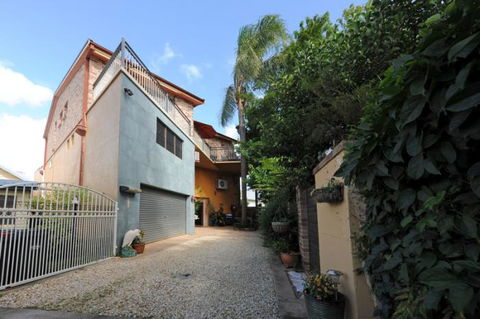 Rooftops Bed & Breakfast - Accommodation Fremantle 10