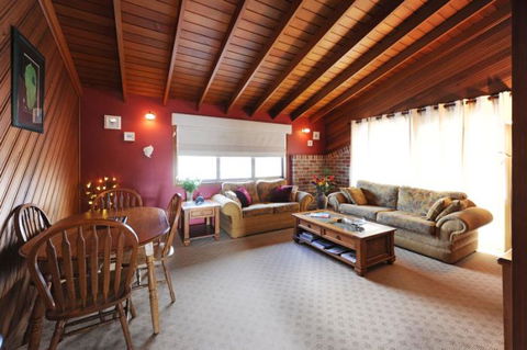 Rooftops Bed & Breakfast - Accommodation Fremantle 11