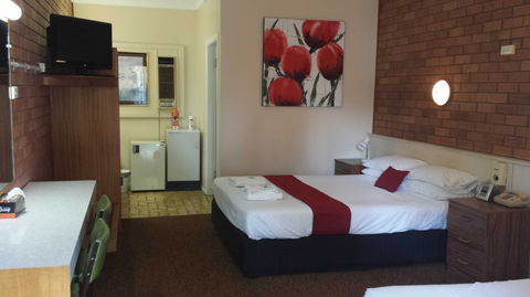 AA Hilldrop Motor Inn - Accommodation Fremantle 3