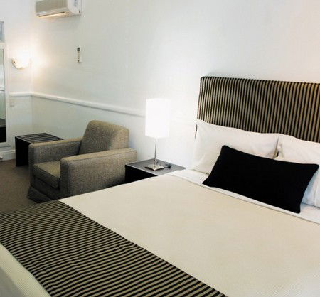 Comfort Inn & Suites Northgate Airport - Accommodation Fremantle 1