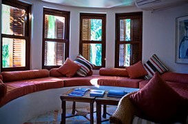 Rae's On Watego's Luxury Accommodation - Accommodation Fremantle 1