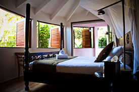 Rae's On Watego's Luxury Accommodation - Accommodation Fremantle 2