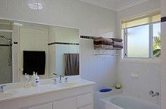 Aaah @ Byron - Accommodation Fremantle 4