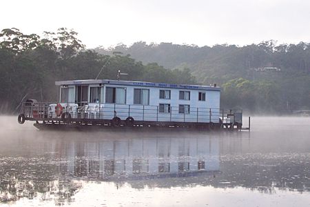 Clyde River Houseboats - Accommodation Fremantle 1