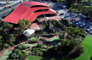 Spring Park Golf - Accommodation Fremantle 3