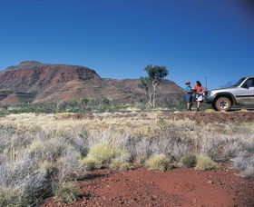 Mount Bruce - Accommodation Fremantle 0