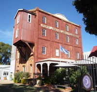 The York Mill - Accommodation Fremantle