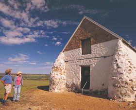 Oakabella Homestead - Accommodation Fremantle 0