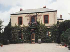 Clos Clare - Accommodation Fremantle 0